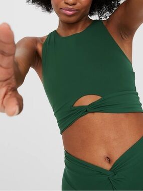 OFFLINE By Aerie Real Me XTRA Twist Crop Tank Top